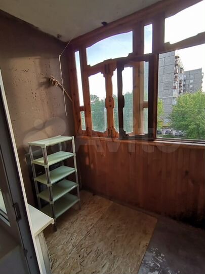 Комната 18 м² в 5-к., 3/9 эт.