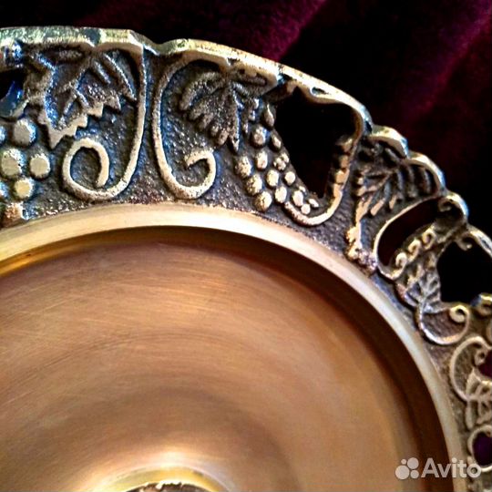 Старинная ваза-фруктовница