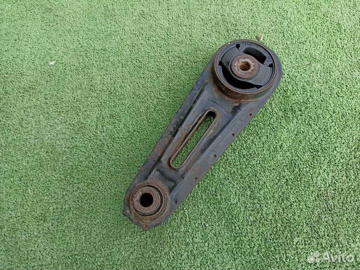 Опора двигателя (Подушка) Nissan X-Trail T31 2.0