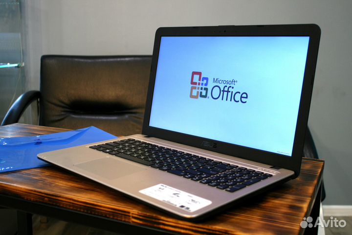 Хороший ноутбук для работы с документами. Asus