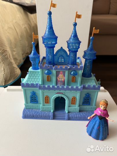 3 набора игрушек (София, Little pony, замок)