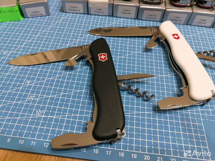Швейцарский нож мультитул Victorinox 111 мм