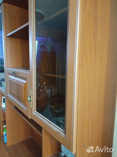 Стенка в гостиную бу