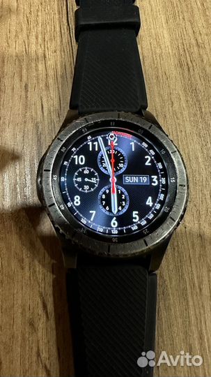 Часы Samsung Gear s3 classic