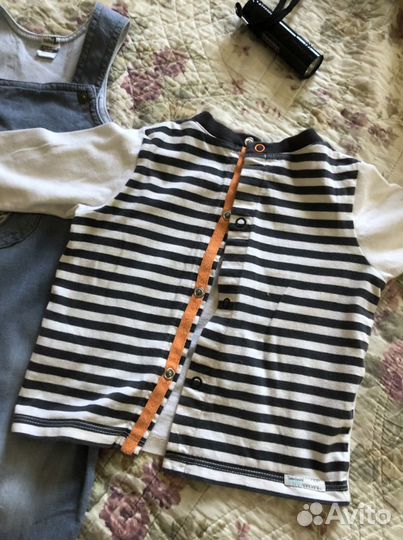 Джинсовый комбинезон на 6 месяцев