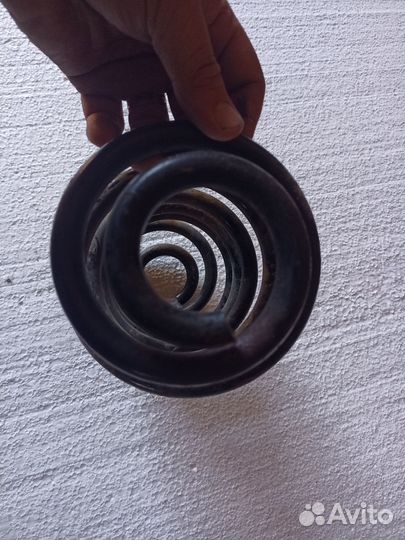 Пружина задняя Шевроле Круз