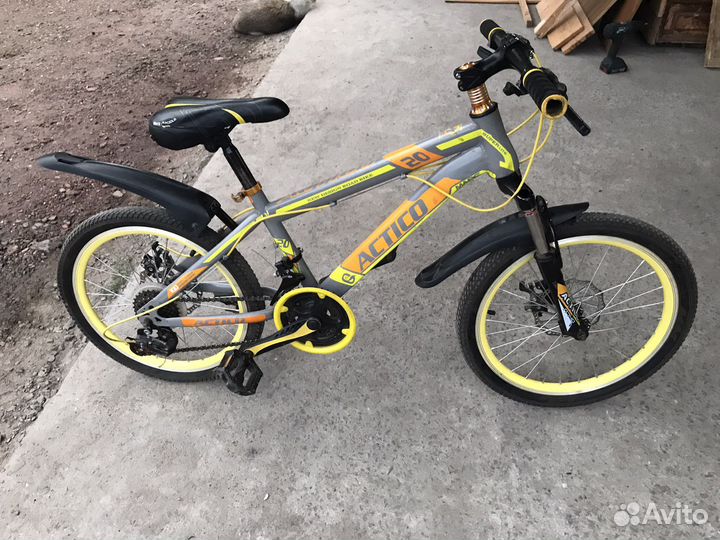 Детский велосипед