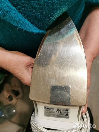 Утюг Saturn