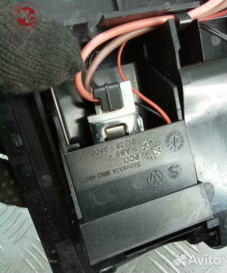 Пепельница volkswagen touareg 1 рестайлинг (2007-2010) 3.0 7l6857961c