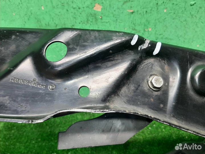 Кронштейн фары левой Mercedes Benz E-class W212 2