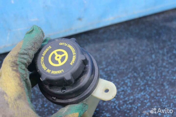 Бачок гидроусилителя руля Ford Focus II (Форд Фоку