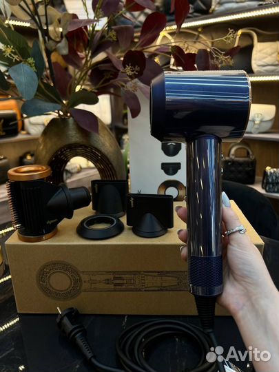 Фен Dyson Supersonic