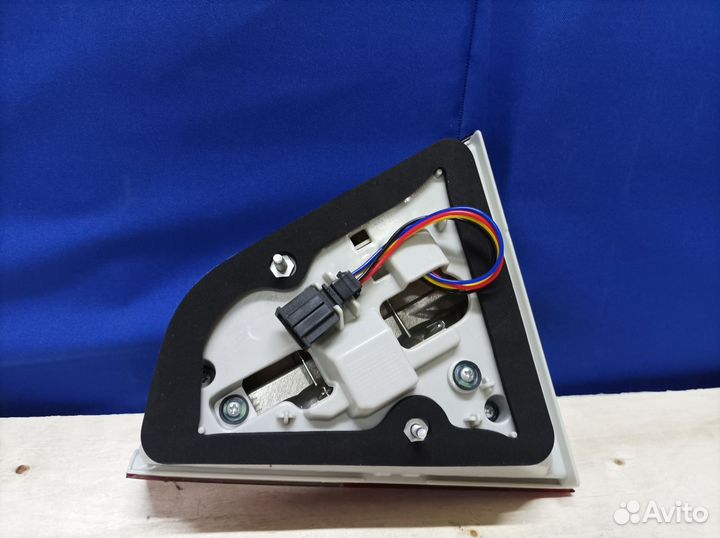 Фонарь левый внутренний Skoda Superb 2 2008-2015