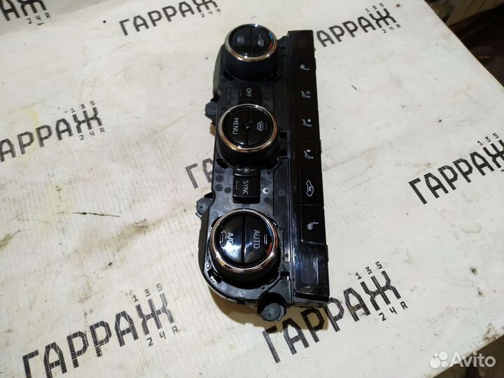 Skoda Octavia A7 Блок управления климат установкой