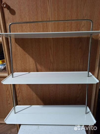 Полка настенная металлическая