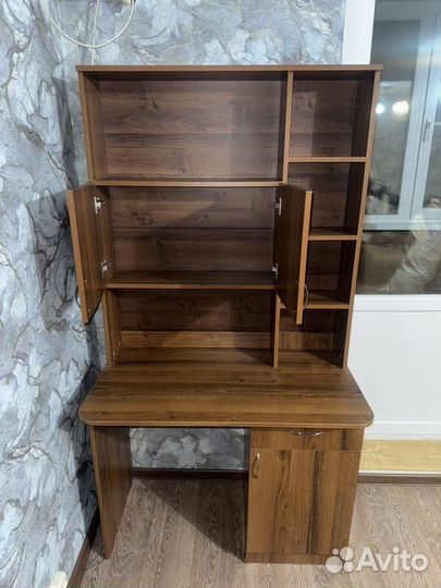 Стол рабочий