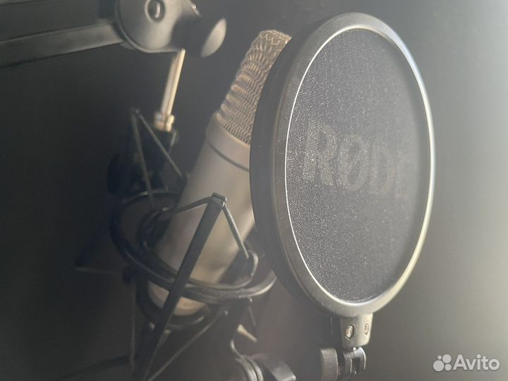 Студийный микрофон xlr Rode NT1-A Kit