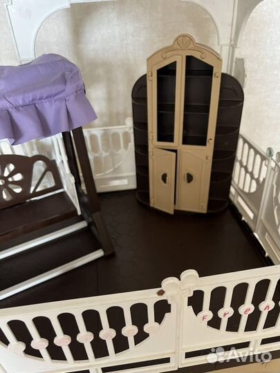 Домик для кукол