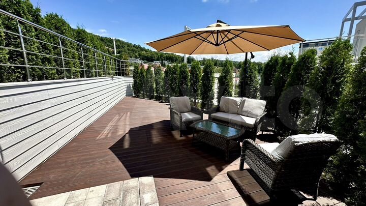 Таунхаус 190 м² на участке 3 сот.