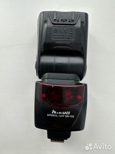 Вспышка камеры nikon 700