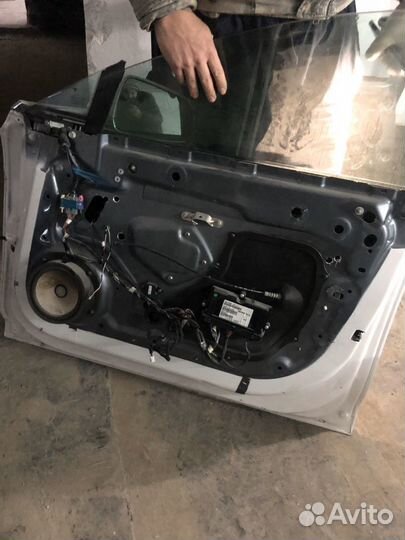 Tesla model s дверь передняя и задняя правая дверь