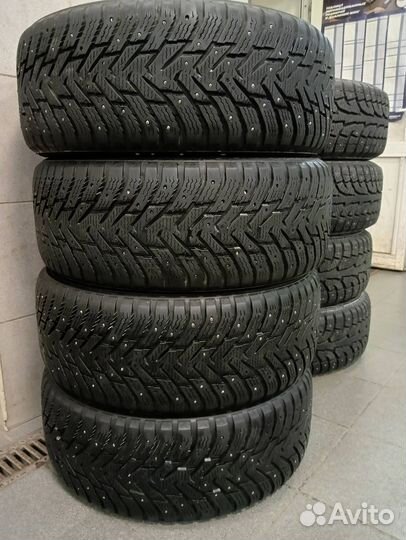 Nokian Tyres Hakkapeliitta 8 SUV 235/55 R17 103T