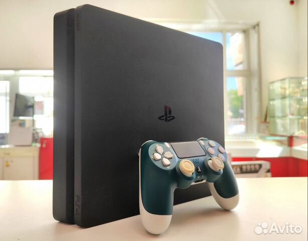 PlayStation 4 slim 1 TB