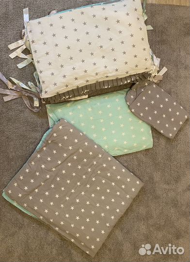 Набор в детскую кроватку