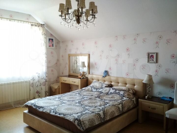 Коттедж 475 м² на участке 16,6 сот.