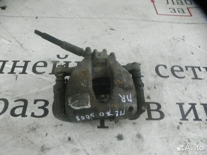 Суппорт тормозной передний правый Peugeot 3008 I