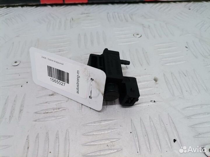 Клапан вакуумного управления Audi A4 B5 1999