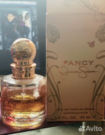 Парфюм от Jessica Simpson 