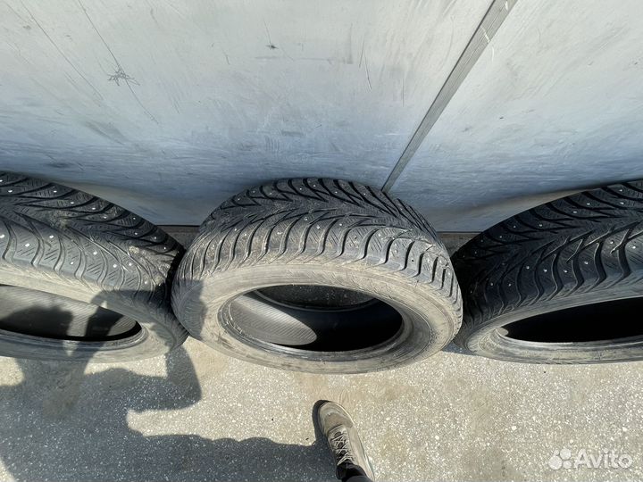 Yokohama Ice Guard Stud IG55 225/60 R17