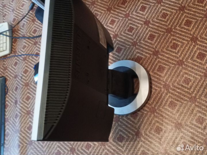 Монитор Samsung и LG