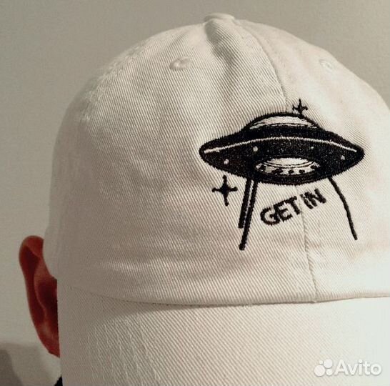 Вышивка на кепках