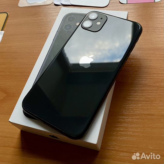 iPhone 11, 64 ГБ