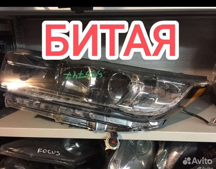 Фара левая битая Toyota Highlander 2018