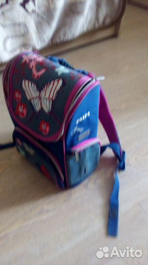 Портфель школьный для девочки