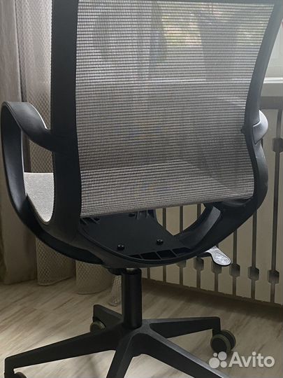 Офисный стул