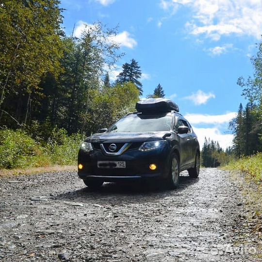 Автобокс Broomer черный глянец на Nissan X-Trail