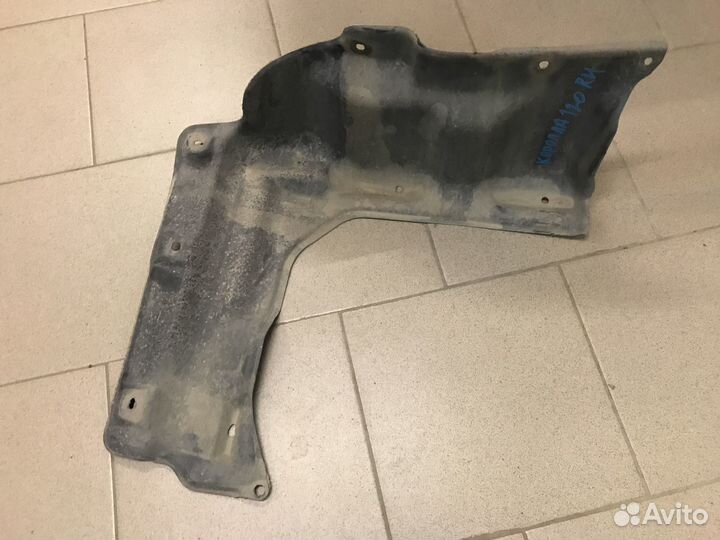 Corolla 120 Защита двигателя правая б.у