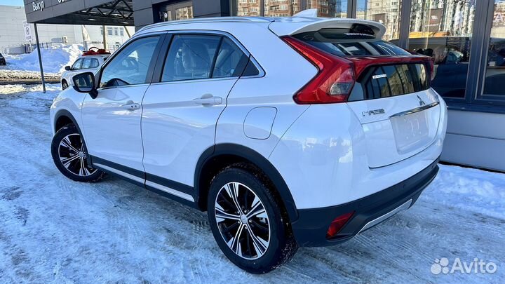 Mitsubishi Eclipse Cross 1.5 CVT, 2022, 27 км