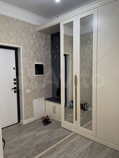 3-к. квартира, 80 м², 6/8 эт.