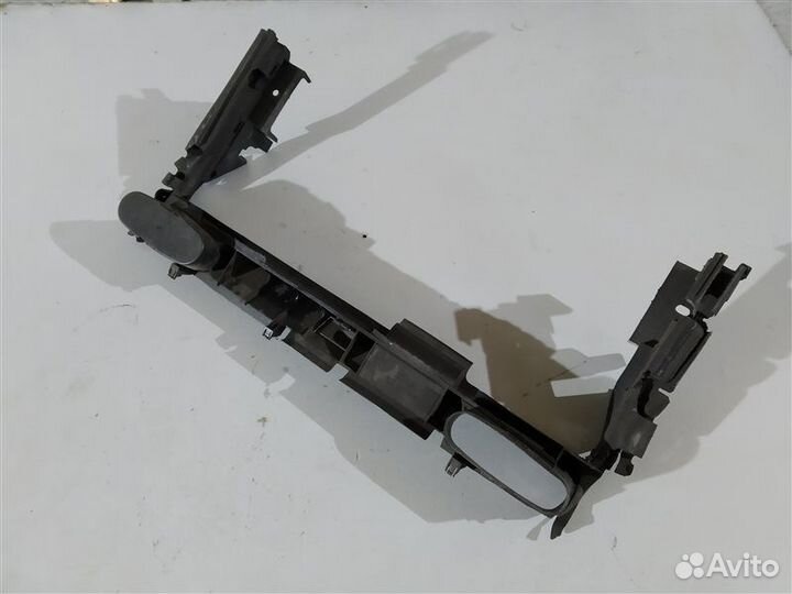 Воздуховод радиатора Mercedes C-Class W203