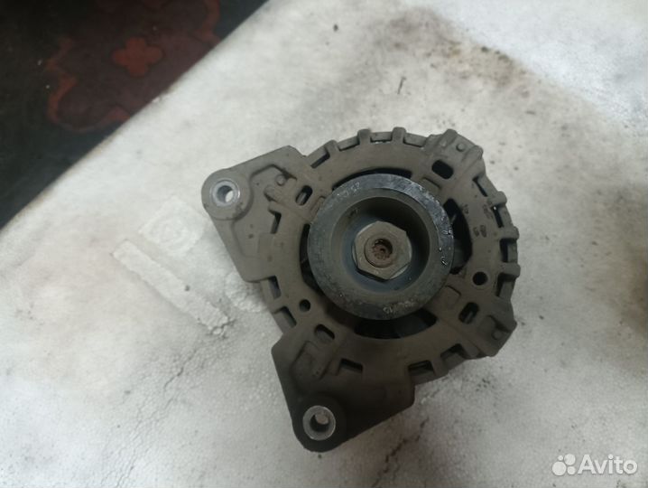 Генератор Renault Logan 2