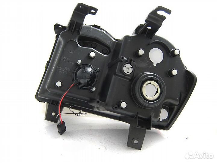 Фары Jeep Grand Cherokee WK (05-08) lpch29