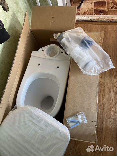 Унитаз santek новый
