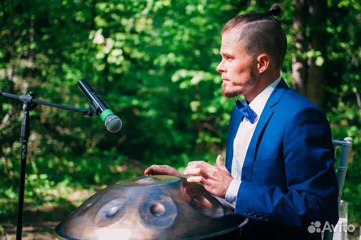 Музыкант на мероприятие Ханг Драм