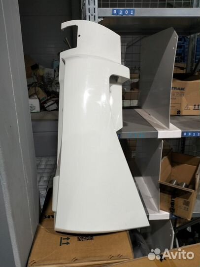 Кожух вентилятора правый WG1662115006