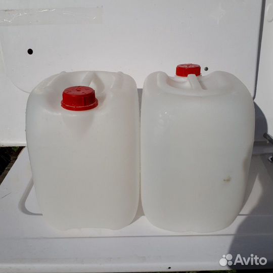 Канистры пластиковые для питьевой воды